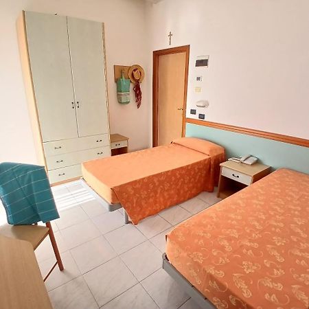 Hotel Garden Bellaria-Igea Marina Esterno foto
