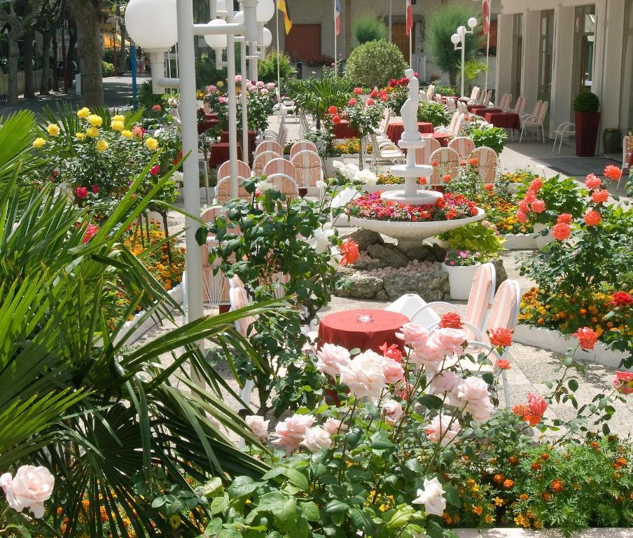 Hotel Garden Bellaria-Igea Marina Esterno foto